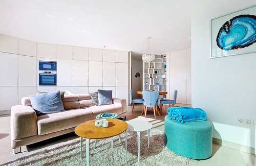 Lo Rufete Apartment | Hinojo143 @ Las Colinas Golf & Country Club