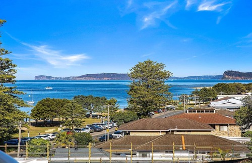 Ettalong Beach House | HINTERLAND LUXURY - 1 Bedroom Hinterland View Apt