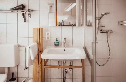 Hinterzarten Apartment | Hinterzarten Freiburgerstraße by Kuckucksnester