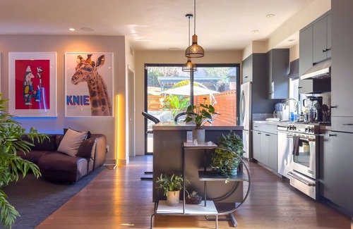 Eagle Rock House | Hip and Dreamy Furnished Pool House - 3 Bed and 4 Bath in Prime Eagle Rock!