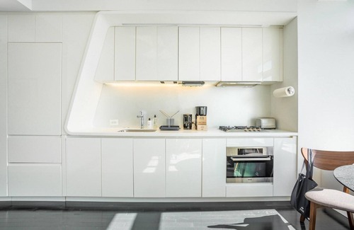 Financial District Apartment | Hip Financial District 1BR w/W/D & Gym, by Blueground