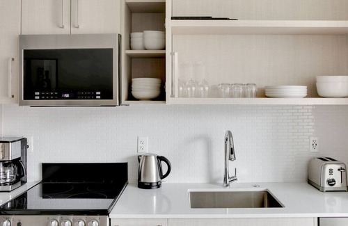 Forest Hills - Woodbourne Apartment | Hip Jamaica Plain Studio w/ Gym & W/D, near Orange Line, by Blueground