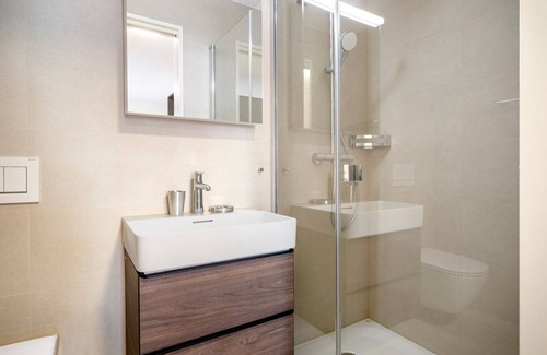 Sihlfeld Apartment | Hip Wiedikon 1.5 Room w/Storage & W/D, 1 min to Market, by Blueground