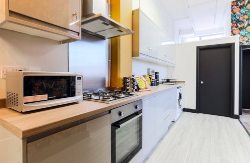 Hackney Wick Apartment | Hipster Hackney Spirits/Chill vibes/Sleeps 10!