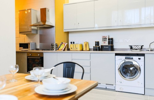 Hackney Wick Apartment | Hipster Hackney Spirits/Chill vibes/Sleeps 10!