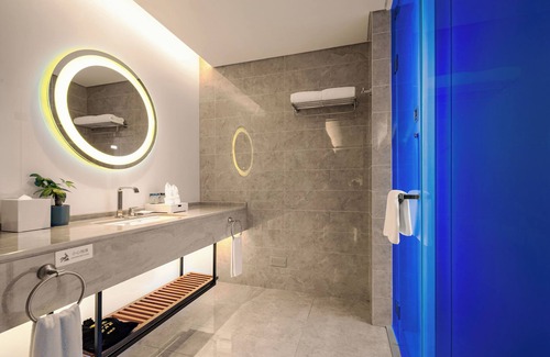 Huli Hotel | Hisilk Artwork Center Fliport Coso Hotel