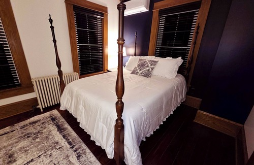 Lisbon Other | Historic 1800s Farmhouse Sleeps 20 16-Acre Retreat in Lisbon, OH
