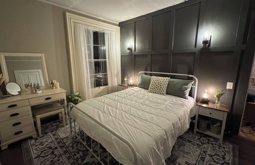 Hampden Other | Historic 1855 farmhouse close to concert venue