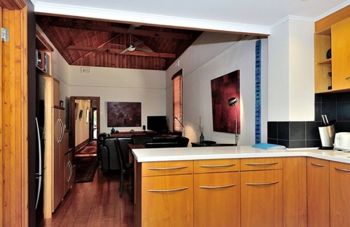 South Fremantle House | Historic 2 bedroom South Fremantle cottage