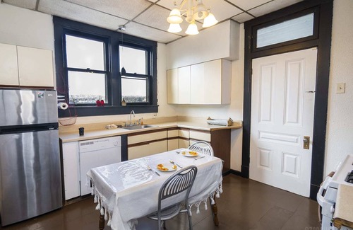 Homestead Apartment | Historic 3 Bed Apartment - Unique Experience