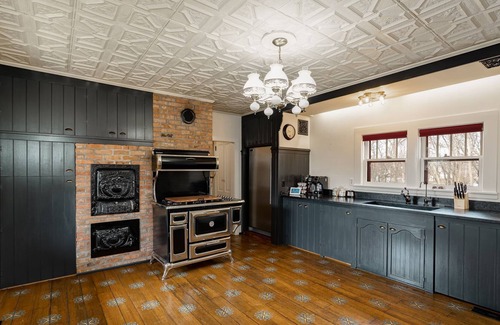 Normal House | Historic and Gorgeous 4Bdrm 4Bthrm Home close to ISU.