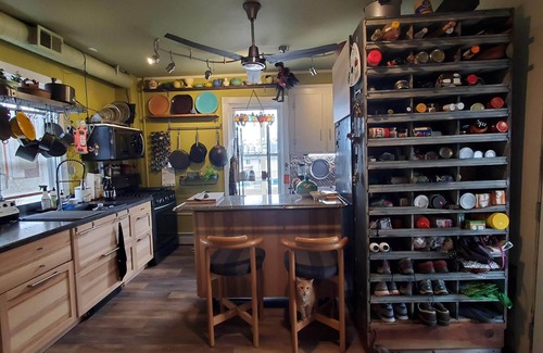 Frederick House | Historic, Arts District Labor Day Weekend House for 6, Grill, OSP, Breweries
