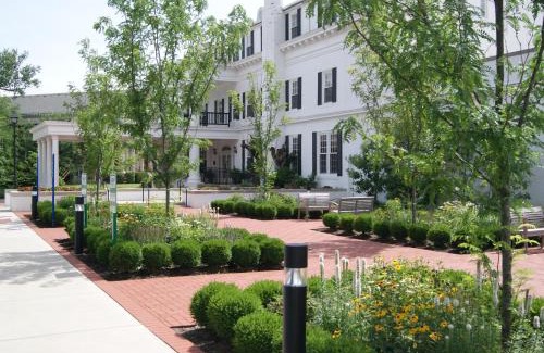 Berea Hotel | Historic Boone Tavern