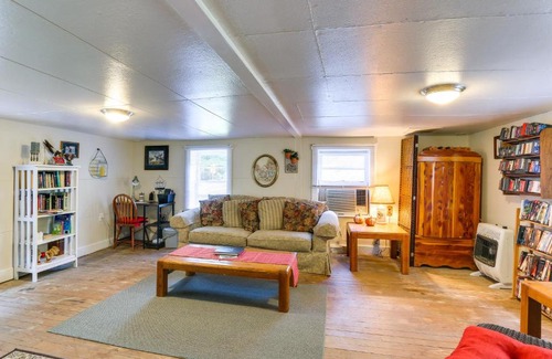 Boonsboro House | Historic Boonsboro Vacation Rental with Grill