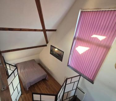 Schiedam Apartment | Historic Canal-Side Apartment