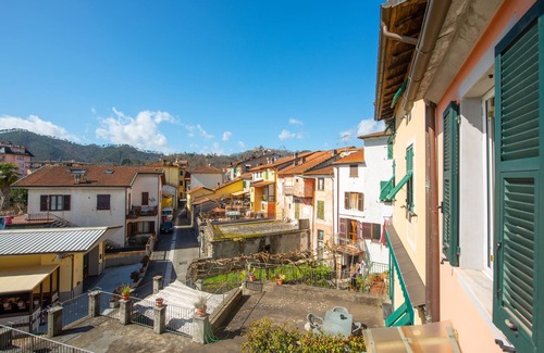 Brugnato Apartment | Historic center of Brugnato 30 min. from the 5 terre