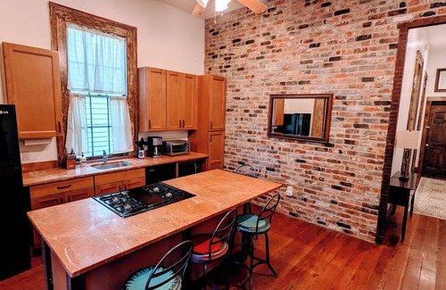 Bywater House | Historic charm & modern comfort near Frenchmen St!
