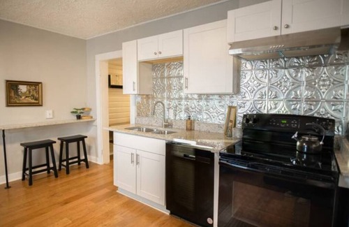 Danville House | Historic Charm + Modern Comfort .8mile to Casino
