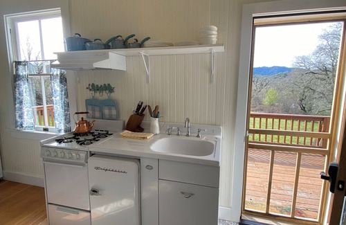Willits Cottage | Historic Cottage at Ridgewood Ranch, Home of Seabiscuit