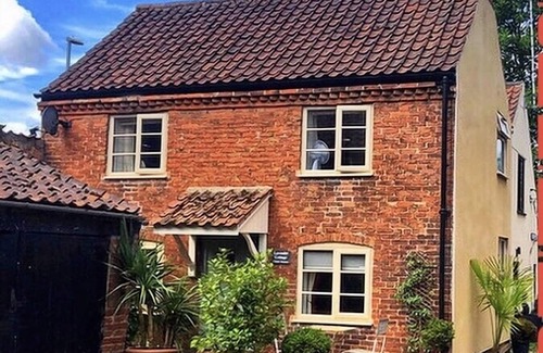 Southwell Cottage | Historic Cottage in Southwell Nottingham GOLD award winning for Eco practices
