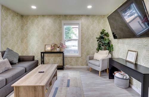 Downtown Boise House | Historic Downtown Boise Home w/ Private Hot Tub!