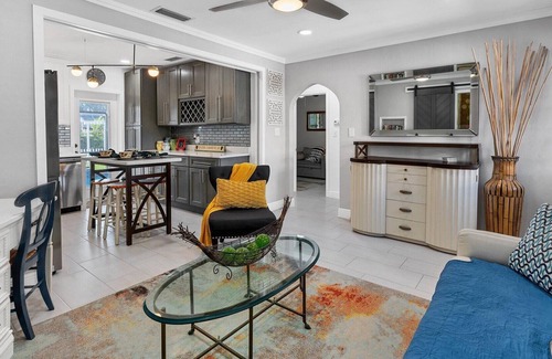 Punta Gorda Cottage | Historic Downtown Punta Gorda Cottage with Private Pool
