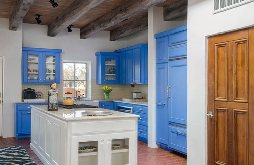 Historic Eastside House | HISTORIC EAST SIDE ~ Warm and inviting Walk to canyon road.