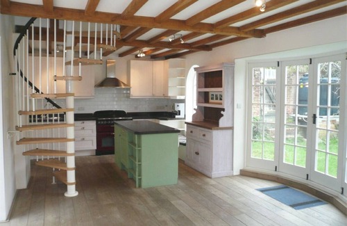 Fingest Cottage | Historic Fairytale Cottage with 21stCentury Luxury