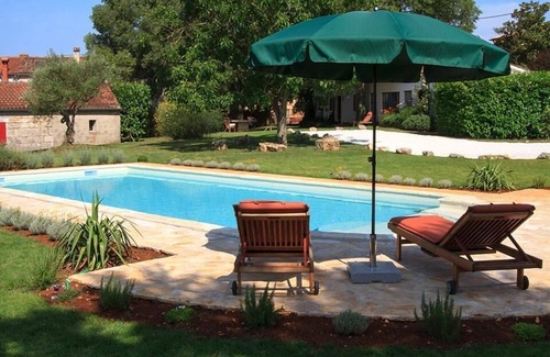 Visnjan House | Historic farmhouse amidst Istrian vineyards