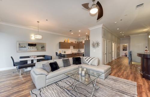 Folsom Apartment | Historic Folsom Penthouse