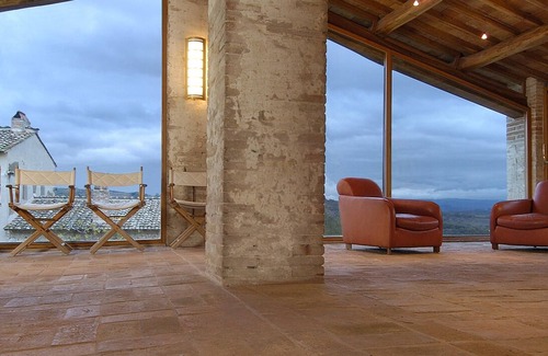 Amelia House | Historic, fully restored Borgo with little church, nature and lake