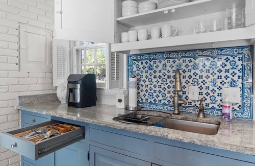 Chapel Hill House | Historic Gem, Steps from UNC & on Franklin St