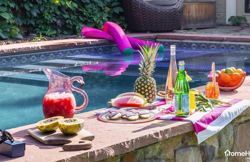 Mapleton Hill House | Historic Gem With Pool, Stunning Garden & Mountain Views, Near Pearl St Mall