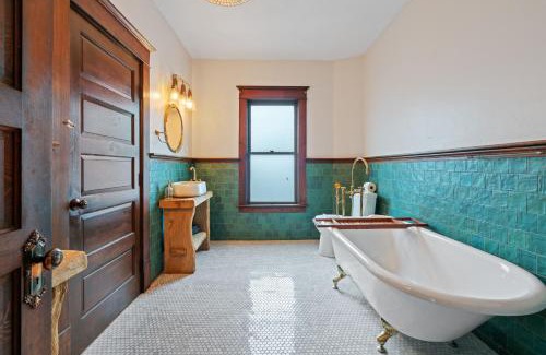 Downtown Vancouver House | Historic Heart Of Downtown House