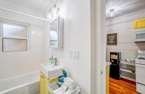 Greater Heights Apartment | Historic Heights Artist Bungalow #1