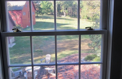 Oakdale House | Historic home near New London, Mystic, Old Lyme, Casinos (Mohegan Sun, Foxwoods)