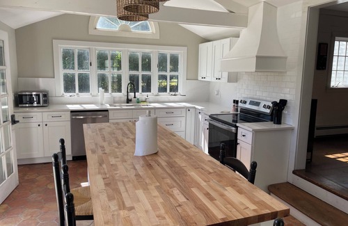 Manchester Condo | Historic Hoyt House in Manchester Village