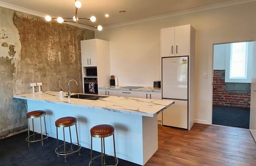 Invercargill City Centre Apartment | Historic Inner City Apartment
