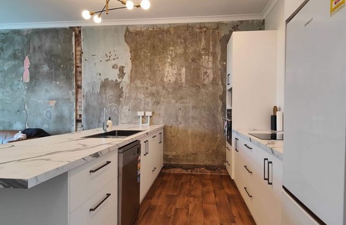 Invercargill City Centre Apartment | Historic Inner City Apartment
