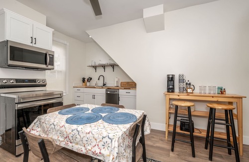 Ludlow Condo | Historic Ludlow | Walk to the kids park