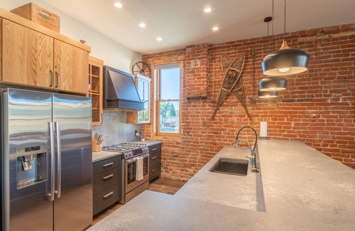 Gunnison Apartment | Historic Main Street Loft- 2nd Floor