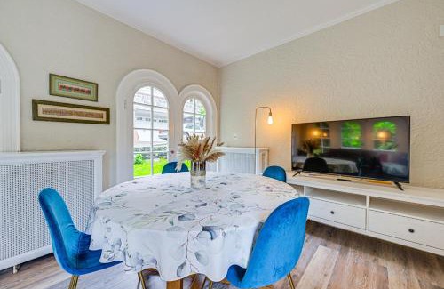 Mamaroneck Apartment | Historic Mamaroneck Guest House - Walk to Harbor!