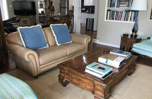Southside House | Historic Mediterranean Two Bedroom Retreat