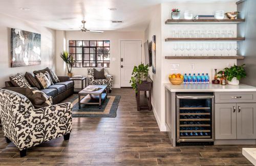 Arts District Apartment | Historic Oldtown Plaza 201
