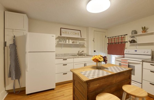 Hastings Apartment | Historic Retreat in Hastings - Blocks to Downtown