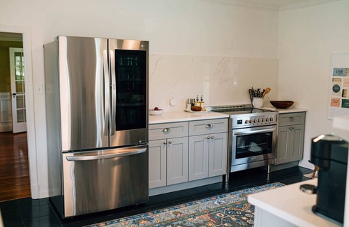 Weems House | Historic retreat on two grassy acres water views