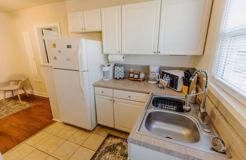 East Memphis House | Historic Revival King Bed Liberty Bowl Memphis 893