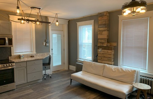 Harrisburg - Hershey Apartment | Historic Riverfront Vintage Gem