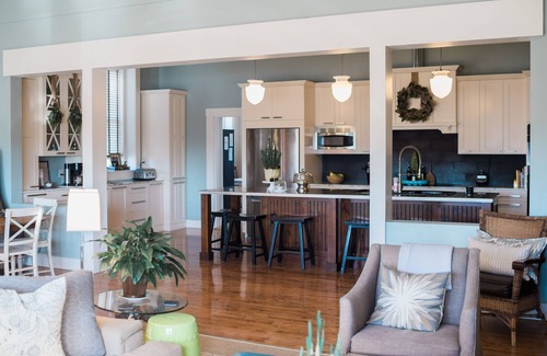 Manhattan House | Historic Schoolhouse, Modern Retreat