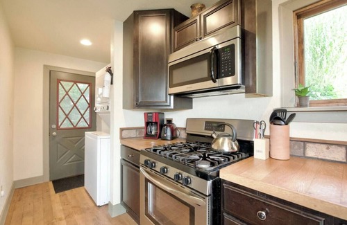 Thomas House | Historic Sears Roebuck House